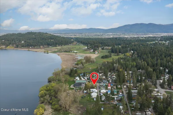 $499,000 | 11102 North 4th Street, Hauser, ID 83854