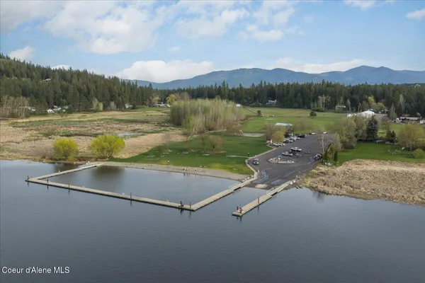 $499,000 | 11102 North 4th Street, Hauser, ID 83854