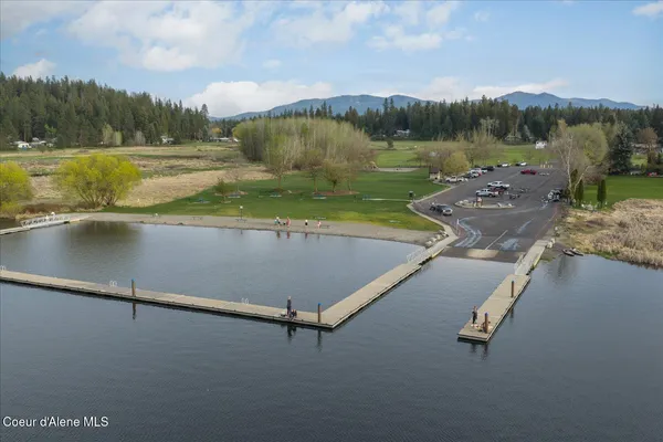 $499,000 | 11102 North 4th Street, Hauser, ID 83854