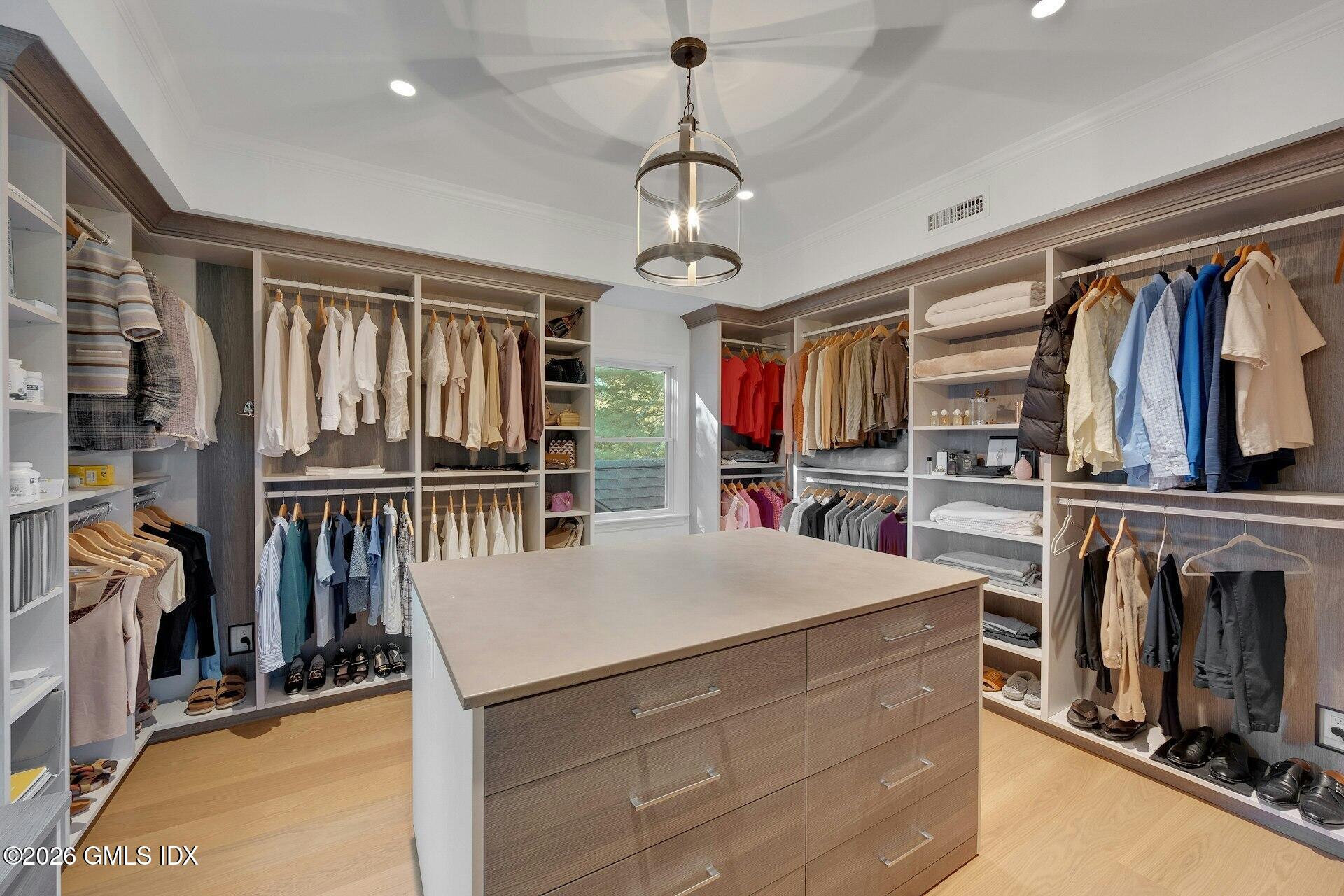 129 Doubling Road Greenwich, CT 06830 - Photo 20 of 36 19