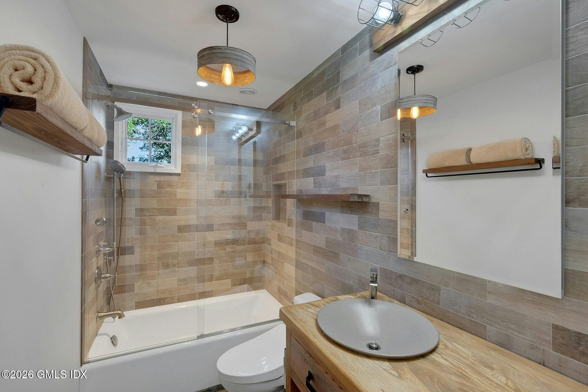 129 Doubling Road Greenwich, CT 06830 - Photo 24 of 36 23