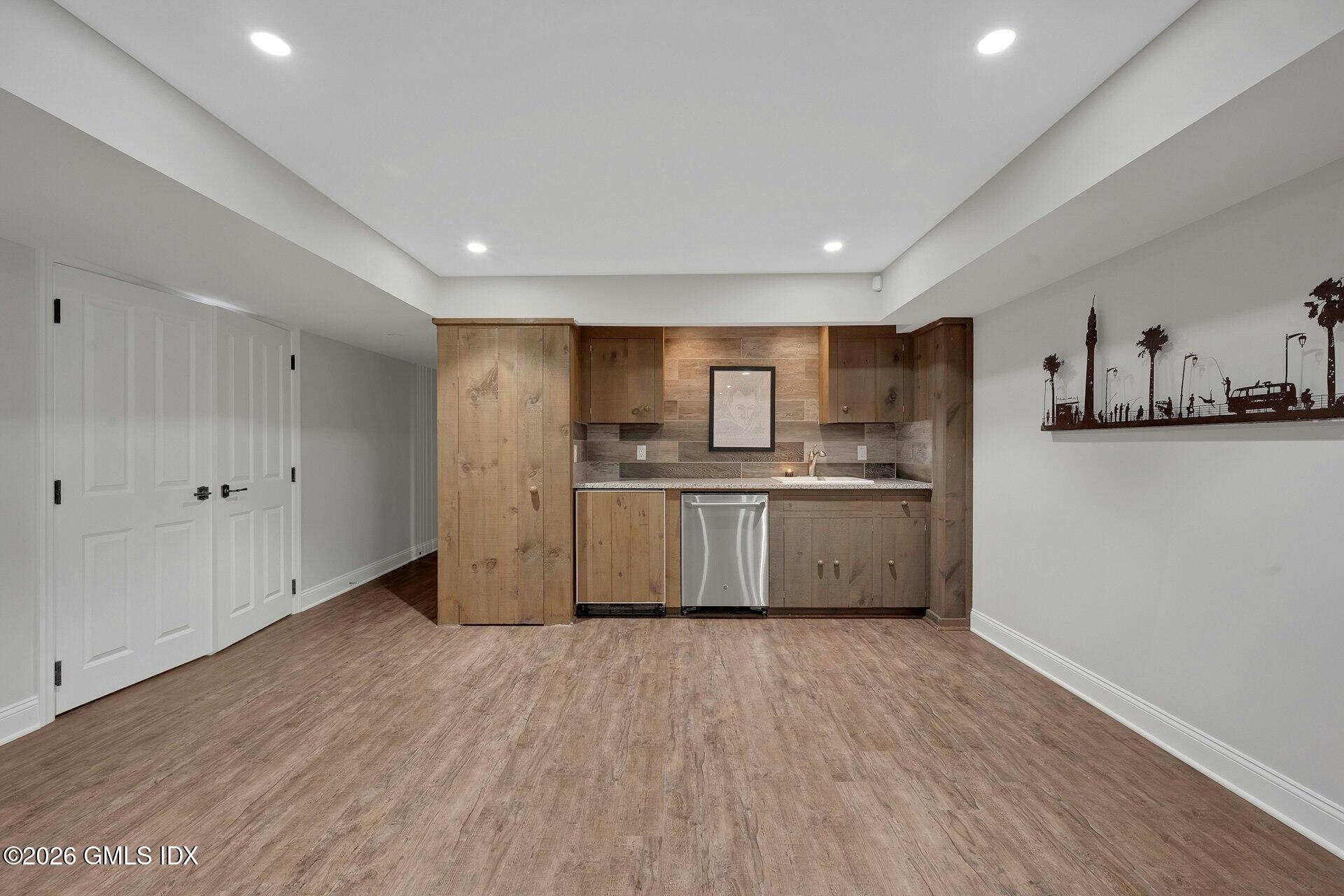 129 Doubling Road Greenwich, CT 06830 - Photo 26 of 36 25