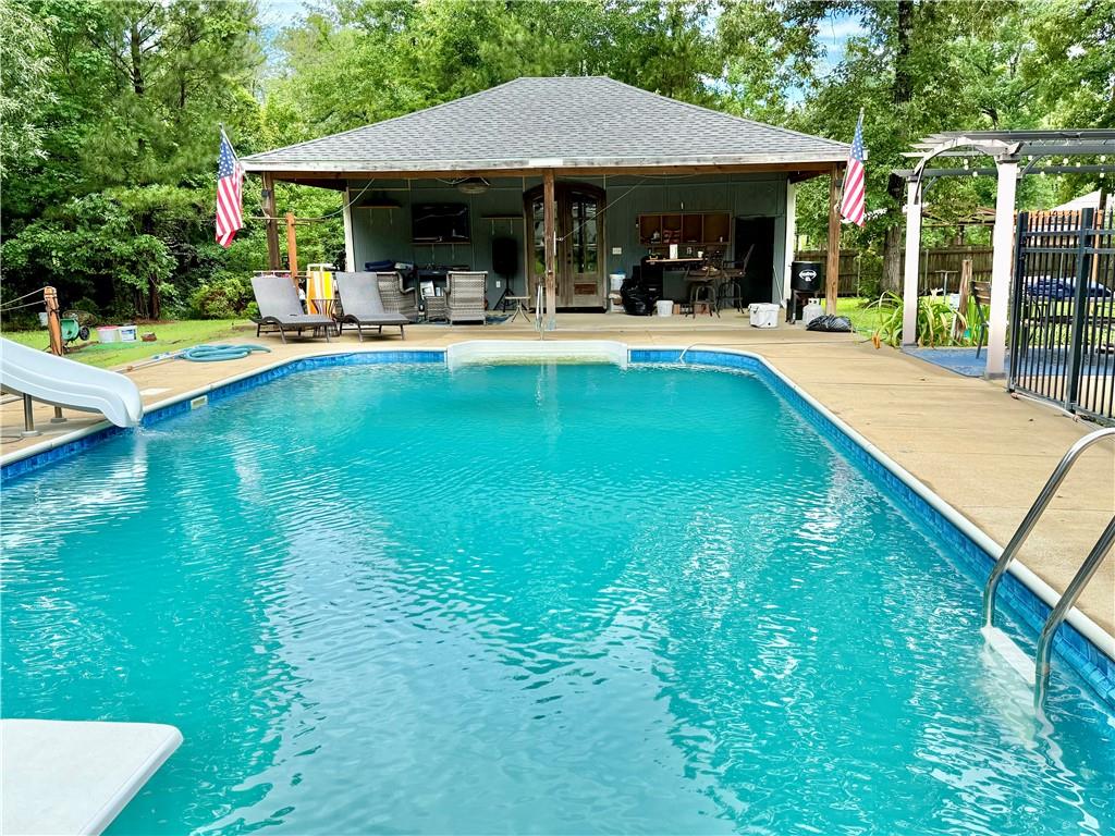 178 Robin Hood Road Dry Prong, LA 71423 - Photo 31 of 47