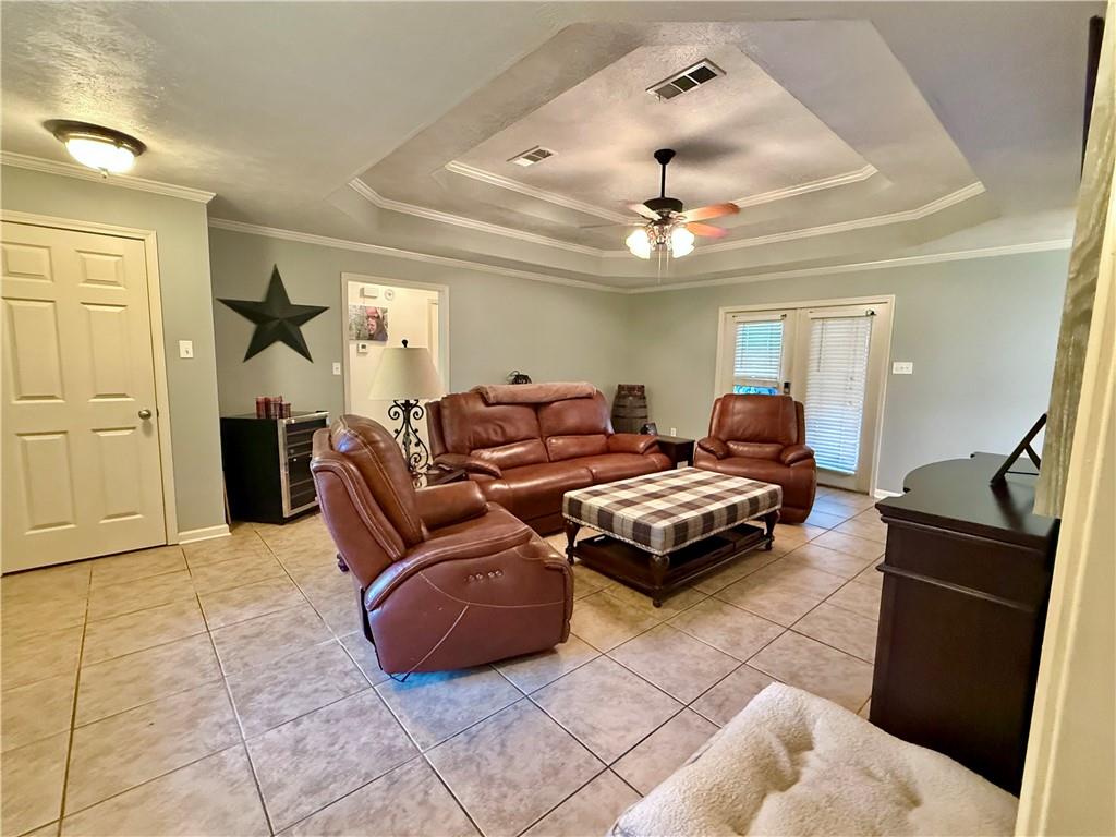 178 Robin Hood Road Dry Prong, LA 71423 - Photo 6 of 47