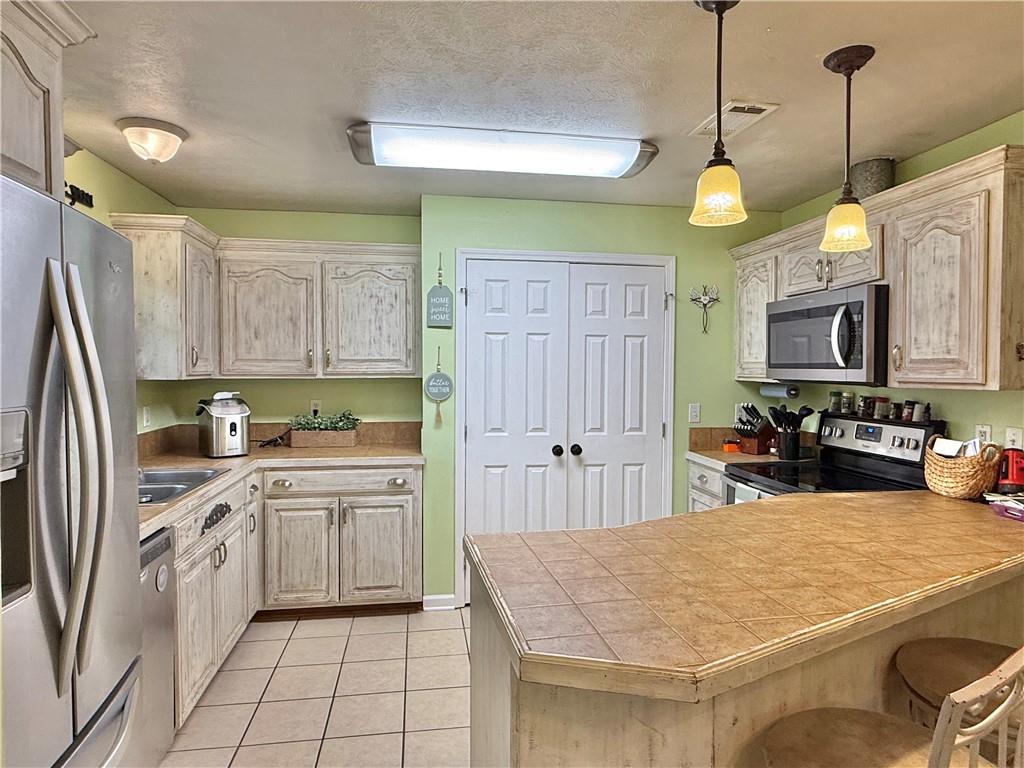 178 Robin Hood Road Dry Prong, LA 71423 - Photo 10 of 47