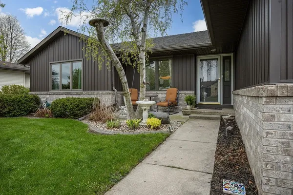 $495,000 | 121 Stonehaven Drive, Sun Prairie, WI 53590