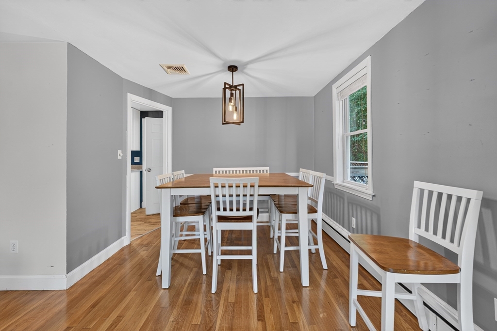 462 Chestnut Street Needham, MA 02492 - Photo 14 of 35 Gallery Image 14