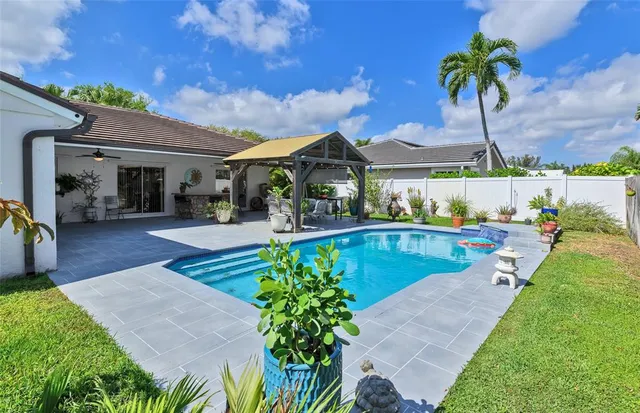 $824,999 | 5210 Hawkes Bluff Avenue, Davie, FL 33331