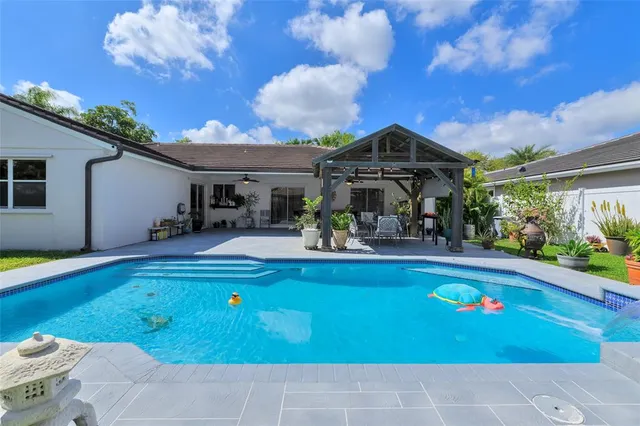 $824,999 | 5210 Hawkes Bluff Avenue, Davie, FL 33331