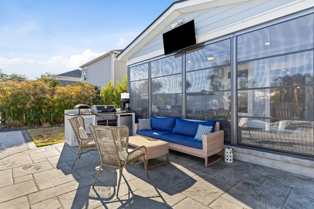 $975,000 | 1826 Whisperwood Road, Johns Island, SC 29455