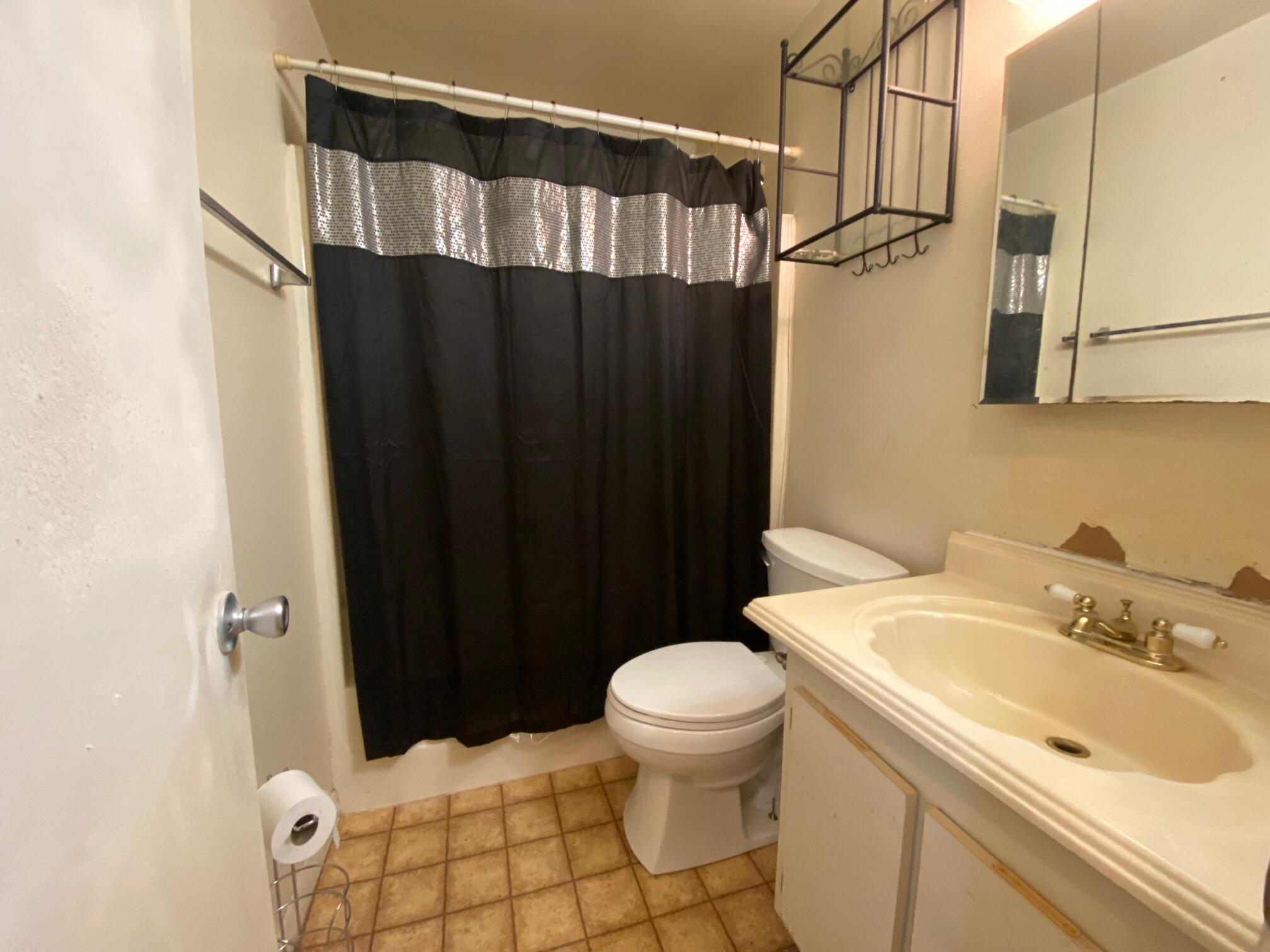 1720 Murrell Road, Unit 210 Rockledge, FL 32955 - Photo 6 of 12 Master Bathroom