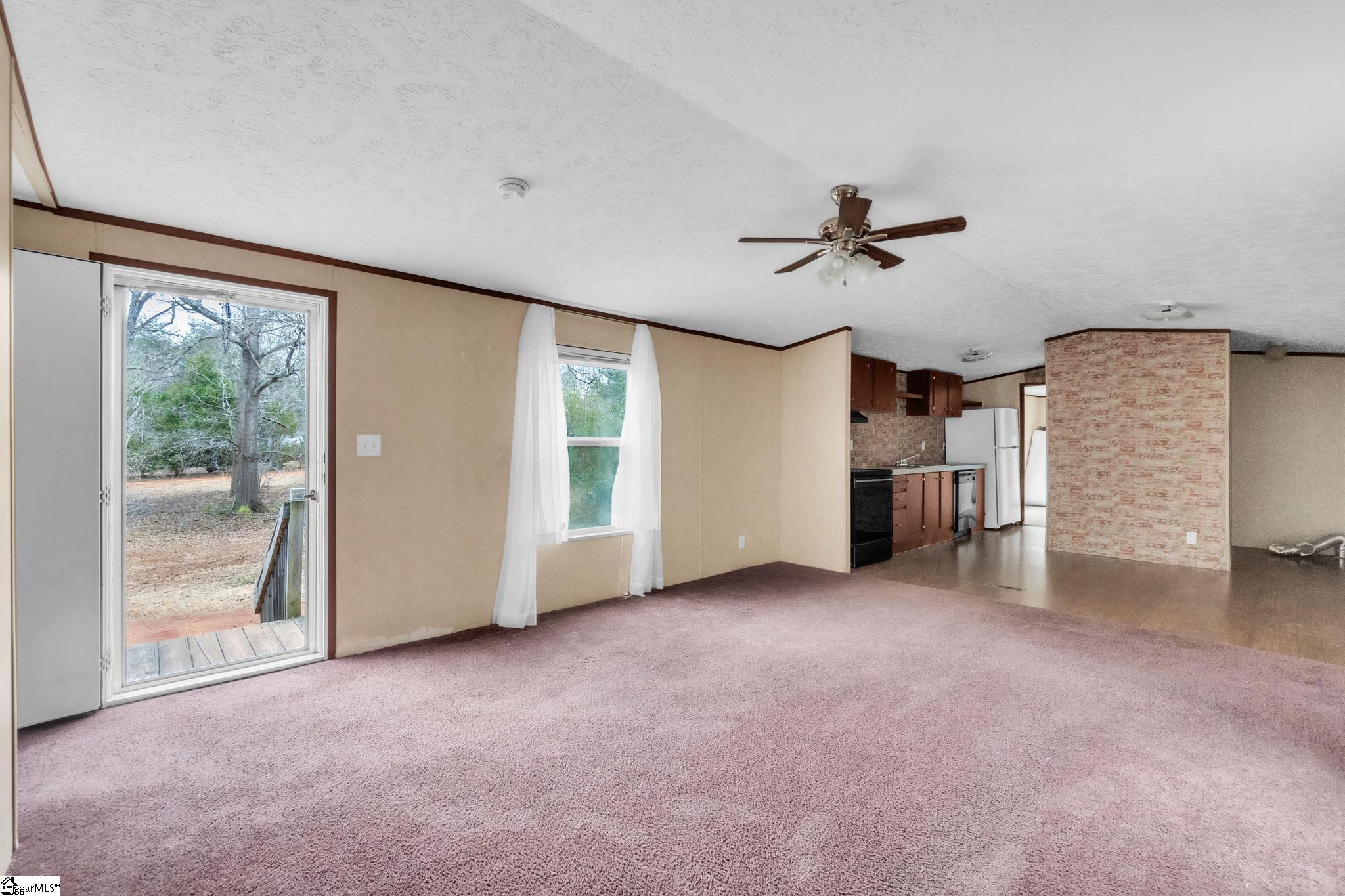 145 Shaw Ridge Drive Woodruff, SC 29388 - Photo 5 of 28