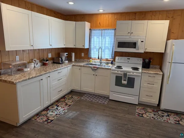 $205,000 | 72410 State Highway 13, Ashland, WI 54806