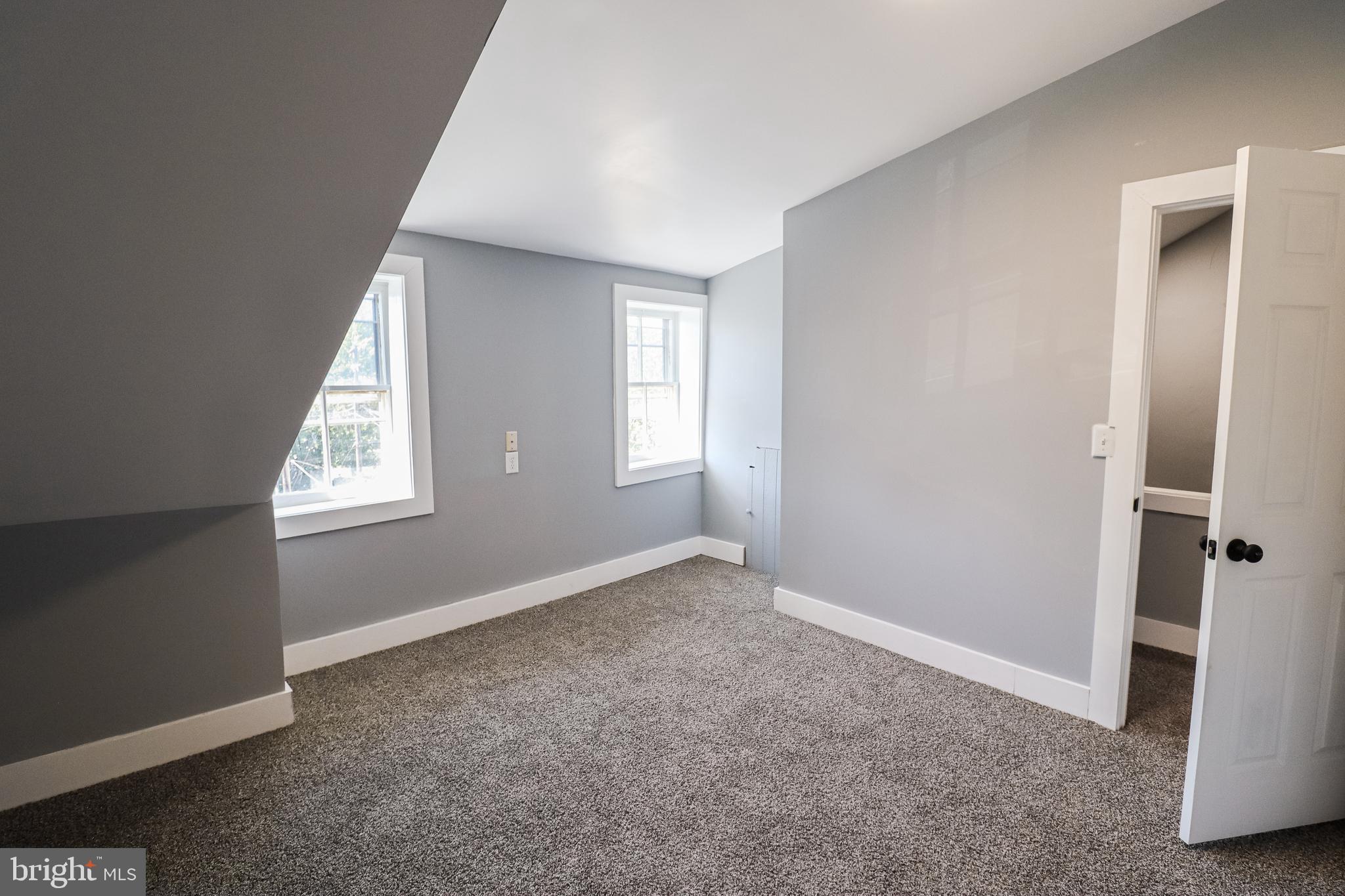 68 South Albemarle Street York, PA 17403 - Photo 17 of 25 an empty room with windows and closet