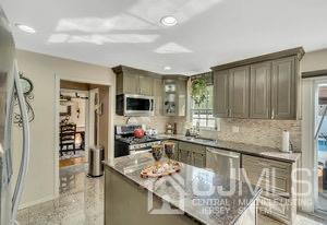 1302 Aaron Road North Brunswick, NJ 08902 - Photo 17 of 38 Gallery Image 17