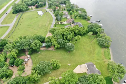 $750,000 | 5861 Highway 71 Northeast, Willmar, MN 56201