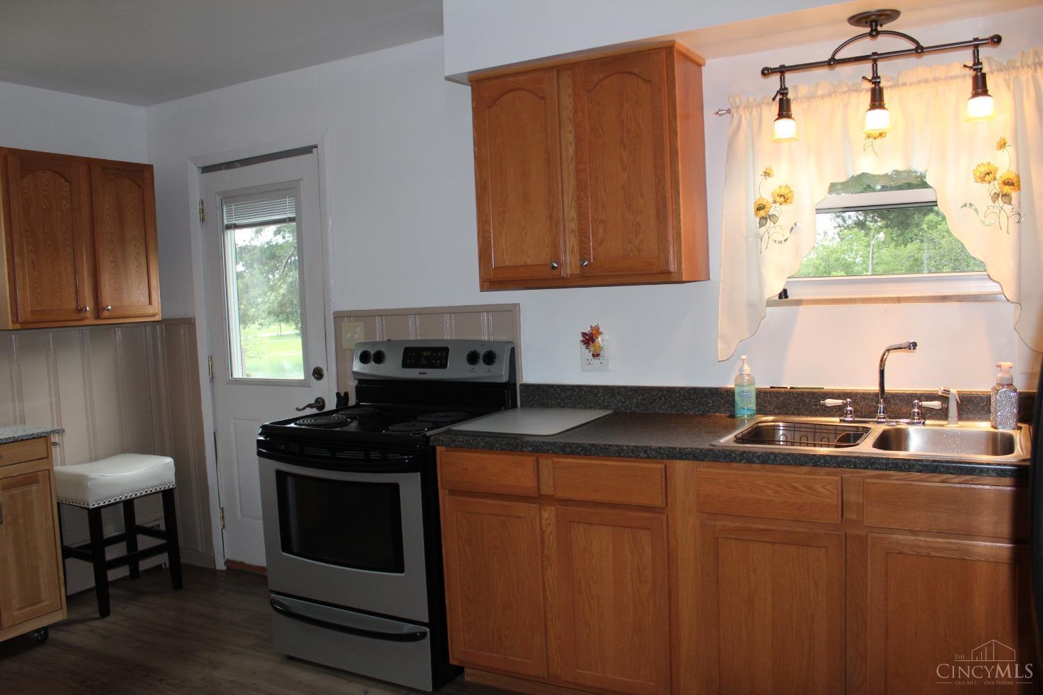 5181 Foley Road Cincinnati, OH 45238 - Photo 25 of 36 Gallery Image 25