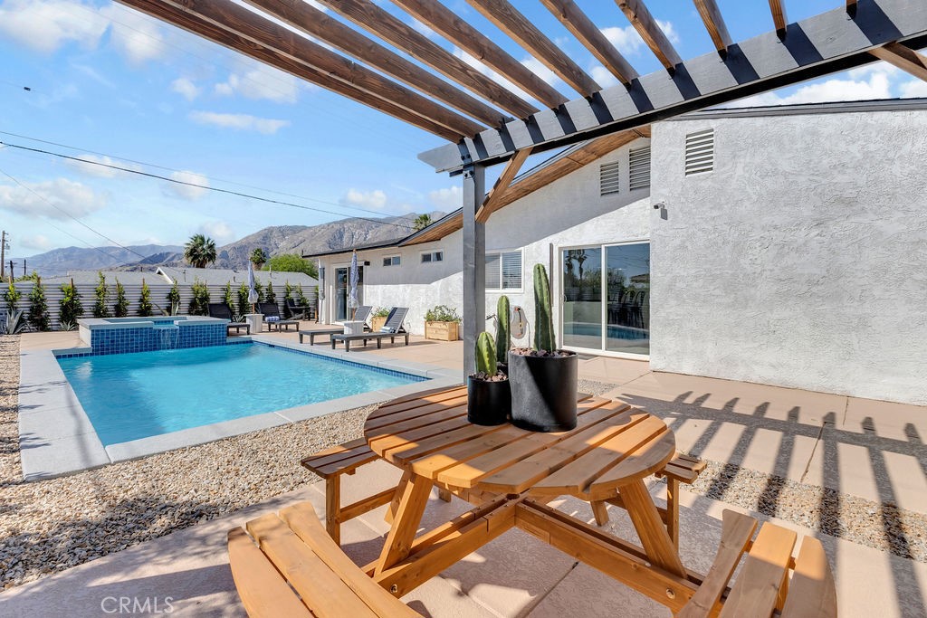 485 West Tramview Road Palm Springs, CA 92262 - Photo 37 of 75