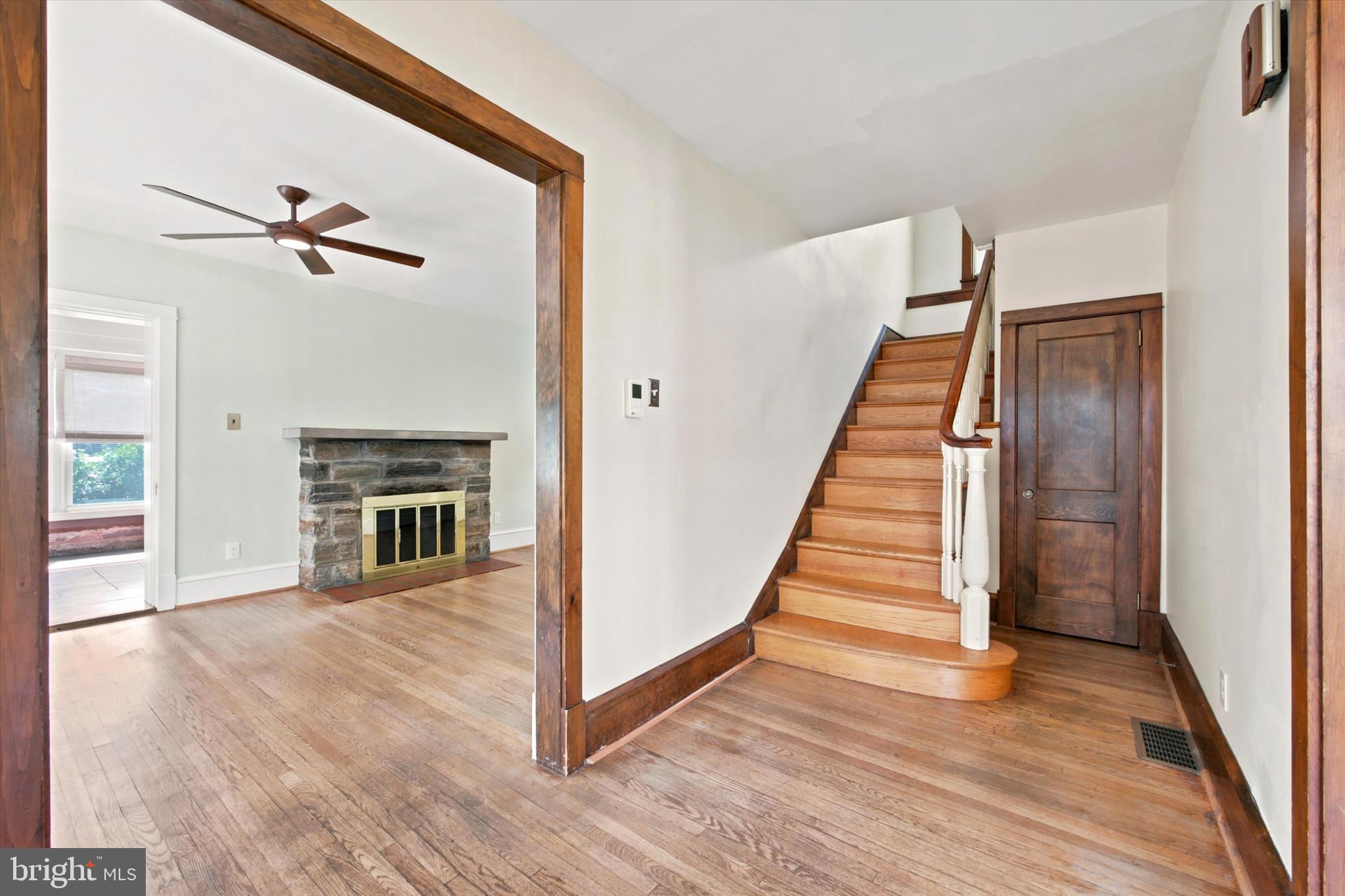 505 Darby Road Havertown, PA 19083 - Photo 4 of 45 Foyer