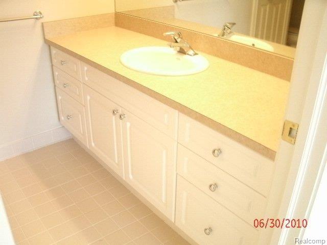 4448 Ascot Court Rochester, MI 48306 - Photo 21 of 25 GEDC0312