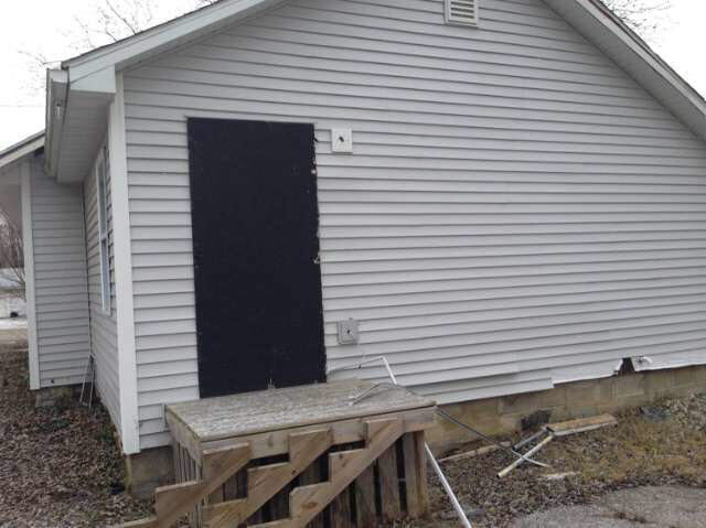 2043 Lavelle Road Flint, MI 48504 - Photo 3 of 18 20459545-2.JPG