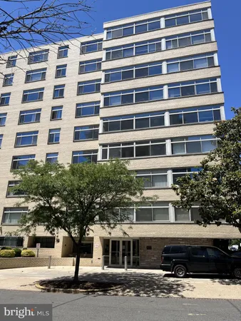 $284,000 | 2401 H Street Northwest, Unit 807, Washington, DC 20037