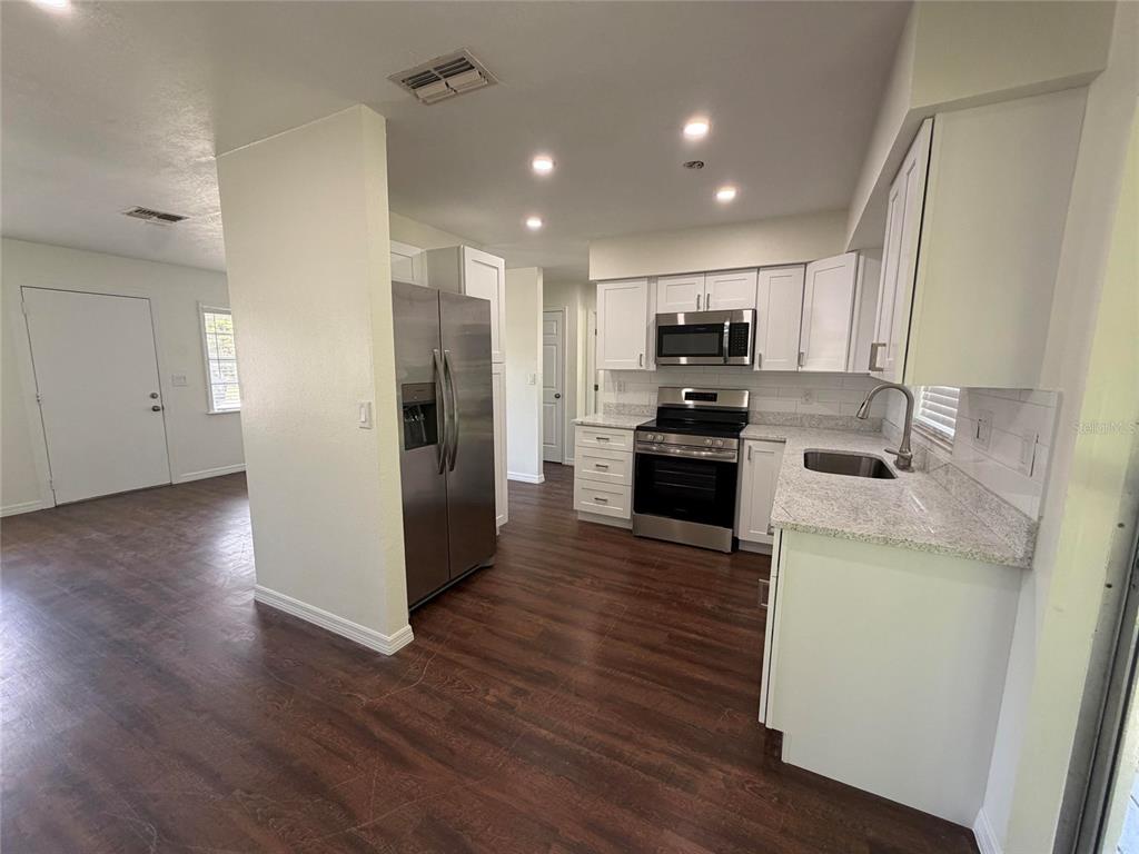 4454 Whitetail Lane New Port Richey, FL 34653 - Photo 5 of 11