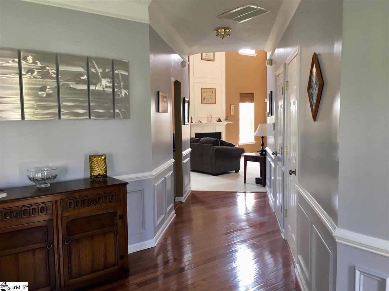 322 Park Ridge Circle Greer, SC 29651 - Photo 2 of 36 Gallery Image 2