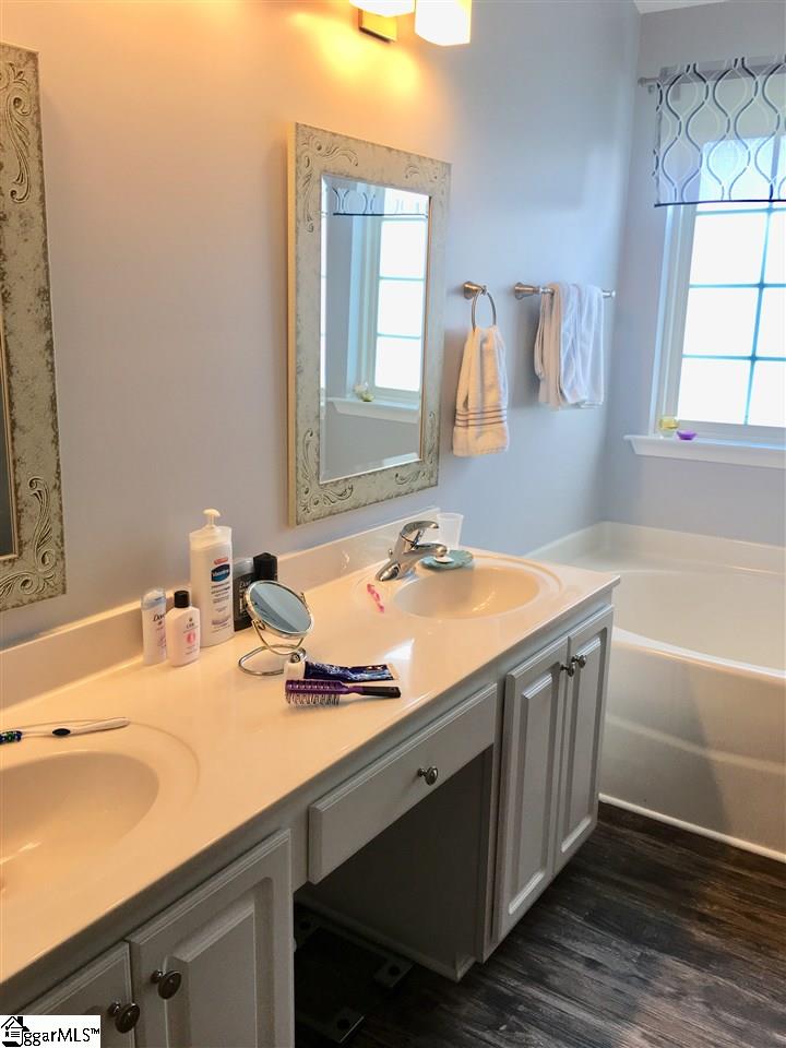 322 Park Ridge Circle Greer, SC 29651 - Photo 19 of 36 Gallery Image 19