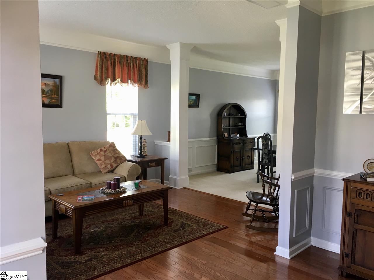 322 Park Ridge Circle Greer, SC 29651 - Photo 4 of 36 Gallery Image 4