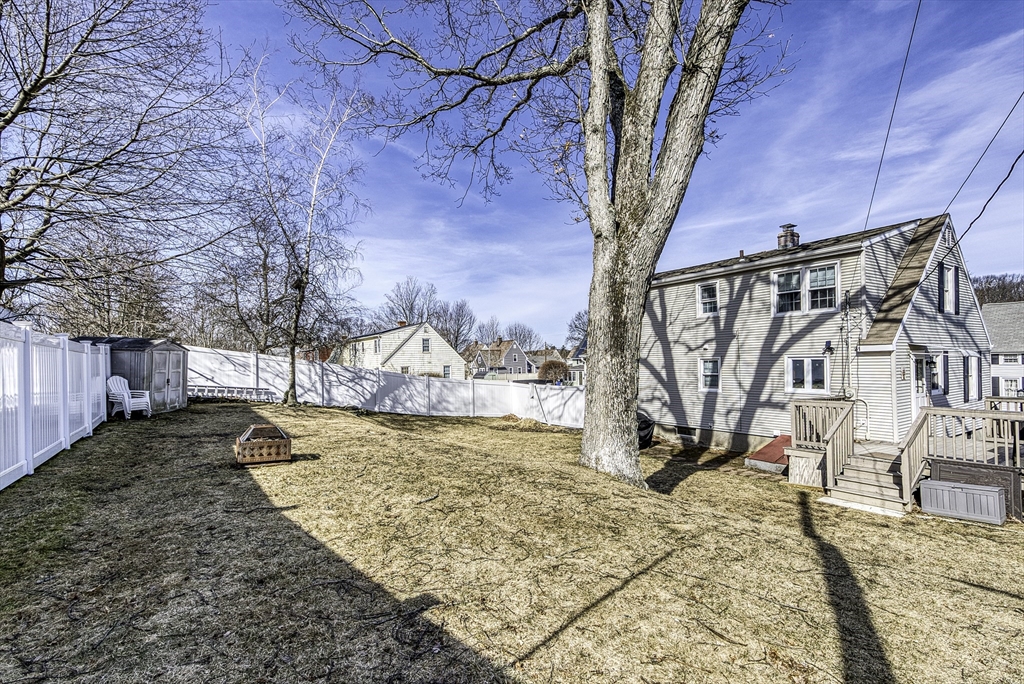 17 Heroult Road Worcester, MA 01606 - Photo 2 of 42 Gallery Image 2