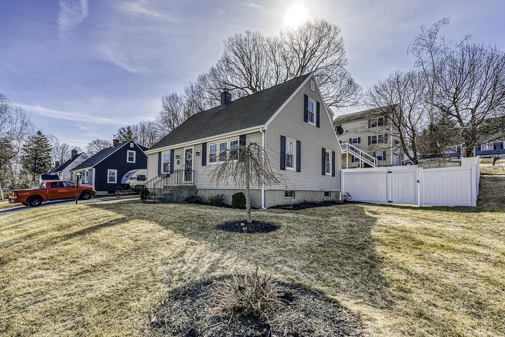17 Heroult Road Worcester, MA 01606 - Photo 32 of 42 Gallery Image 32