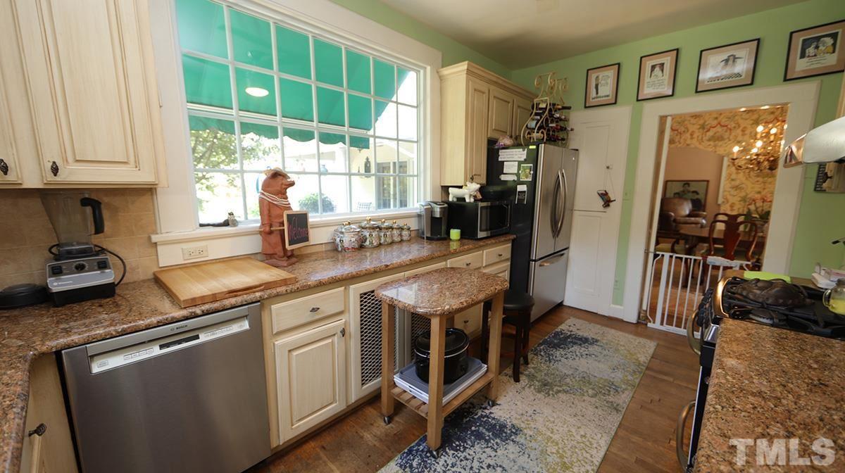 2707 Lochmore Drive Raleigh, NC 27608 - Photo 12 of 25 Gallery Image 12