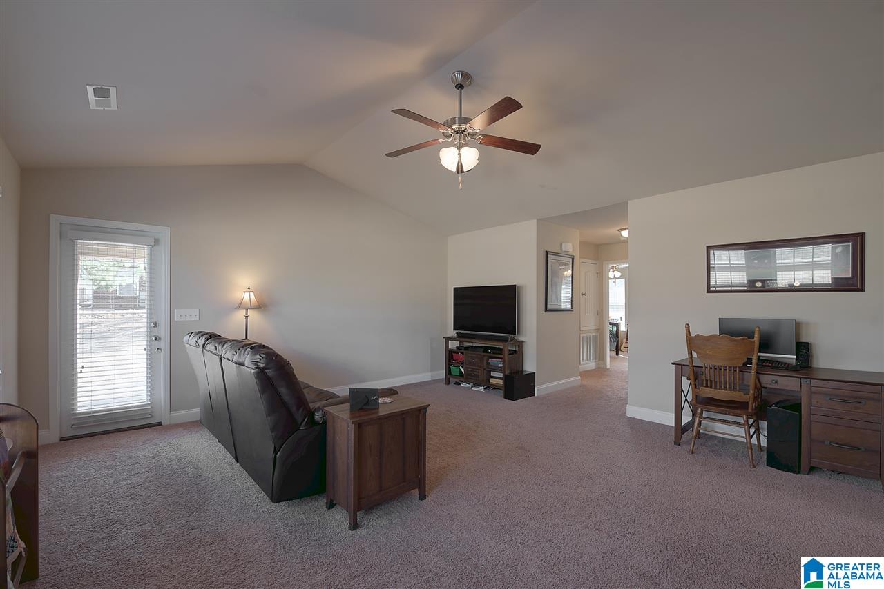188 Crisfield Circle Alabaster, AL 35007 - Photo 8 of 27