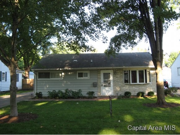 3321 Saxony Road Springfield, IL 62703 - Photo 1 of 7