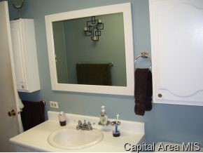 3321 Saxony Road Springfield, IL 62703 - Photo 5 of 7