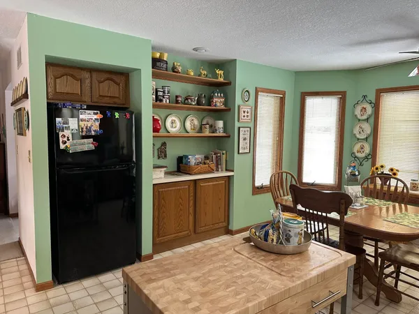 $280,000 | 704 Brynwood Lane, Lena, IL 61048