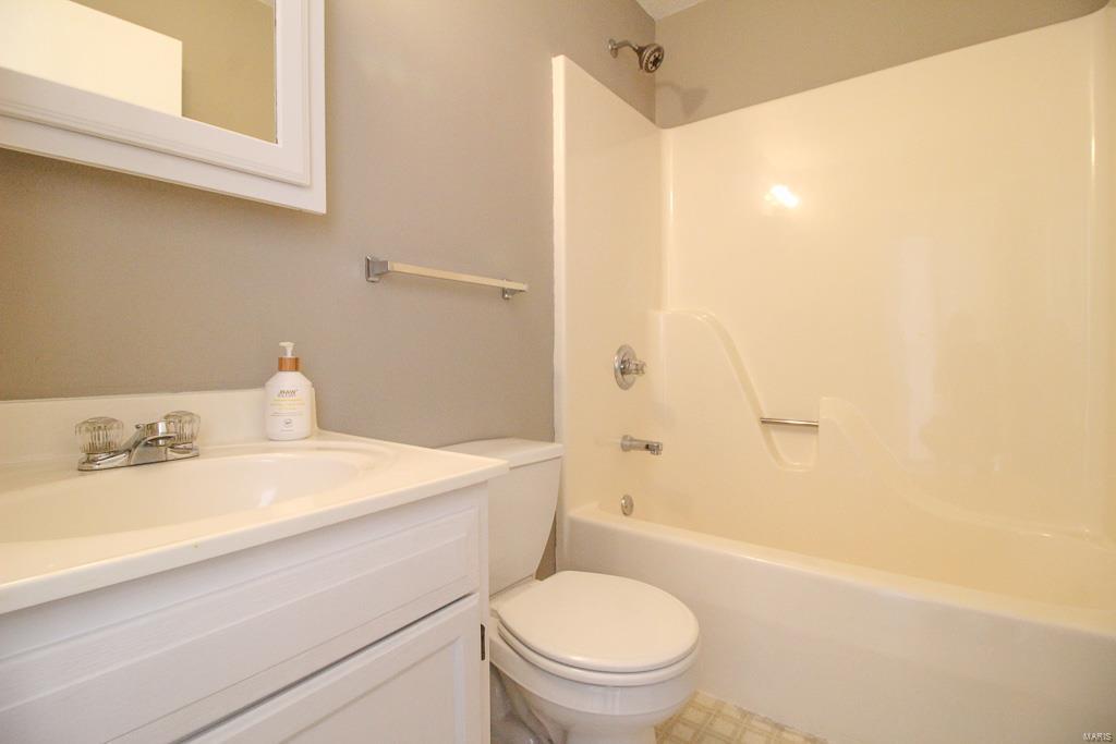 5731 Old Alton Road Granite City, IL 62040 - Photo 22 of 31 Gallery Image 22