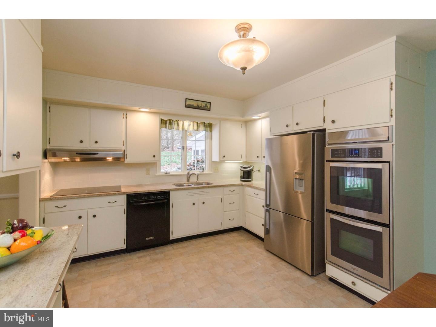 388 Bierys Bridge Road Bethlehem, PA 18017 - Photo 8 of 20 Gallery Image 8
