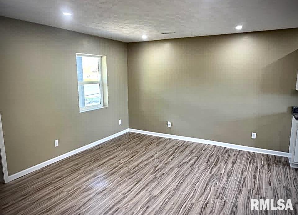 1002 West Monroe Street Herrin, IL 62948 - Photo 8 of 16