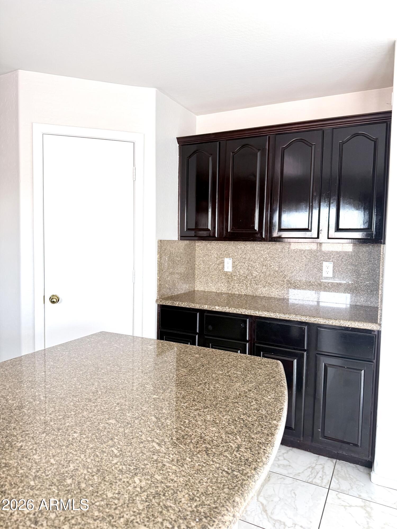 2326 West Gaby Road Phoenix, AZ 85041 - Photo 25 of 75 IMG_8721