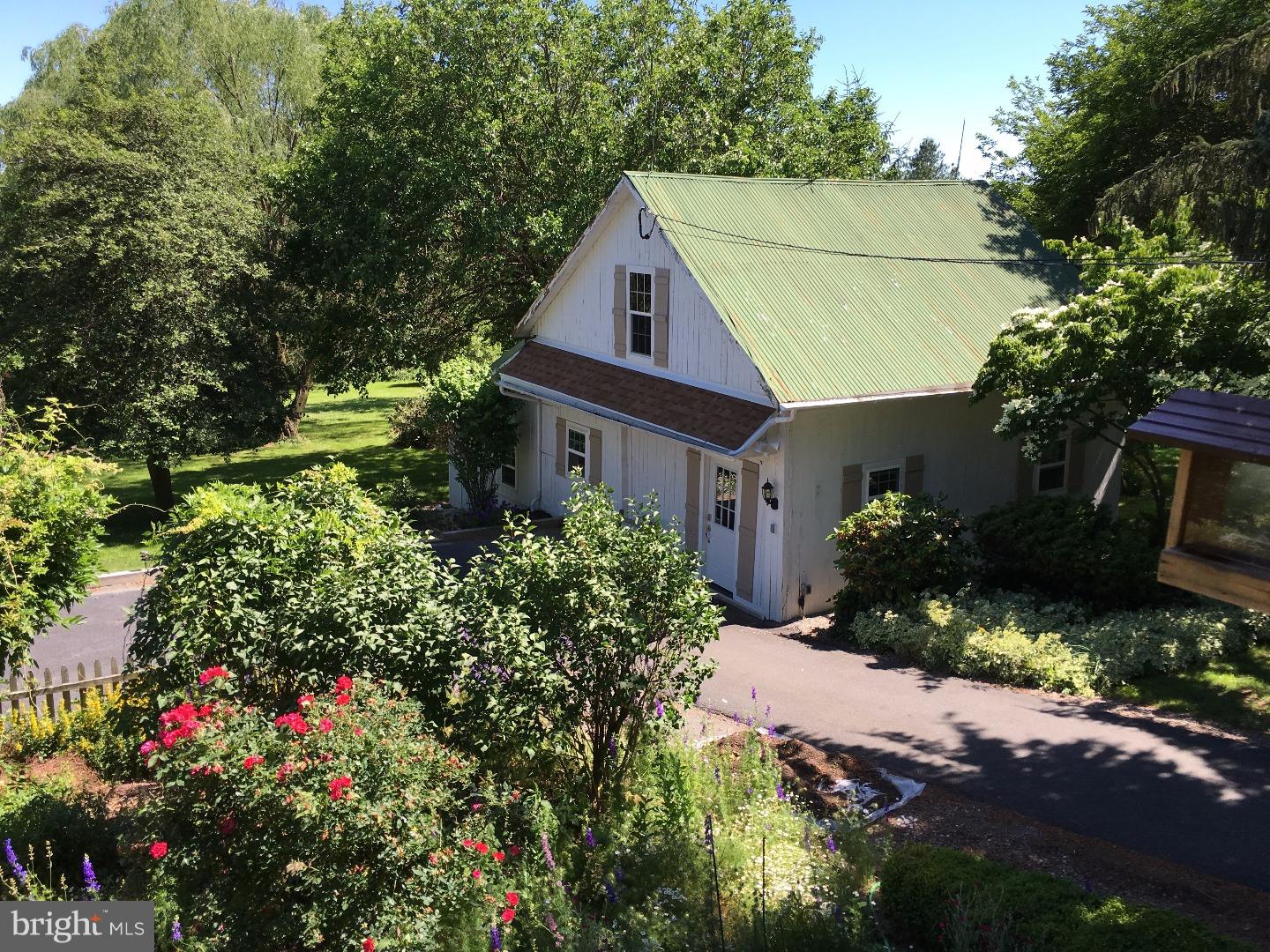 872 Freemansville Road Shillington, PA 19607 - Photo 5 of 21 Gallery Image 5