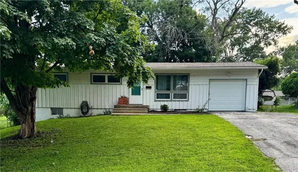 $230,000 | 6108 North Howard Avenue, Kansas City, MO 64118