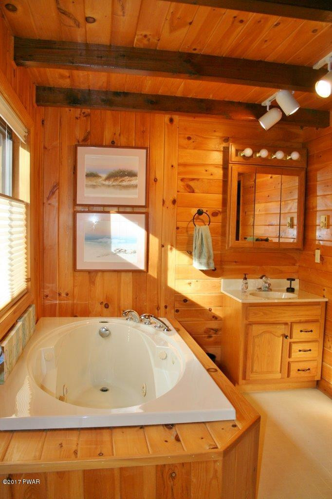 33 Rock Road Lakeville, PA 18438 - Photo 23 of 35