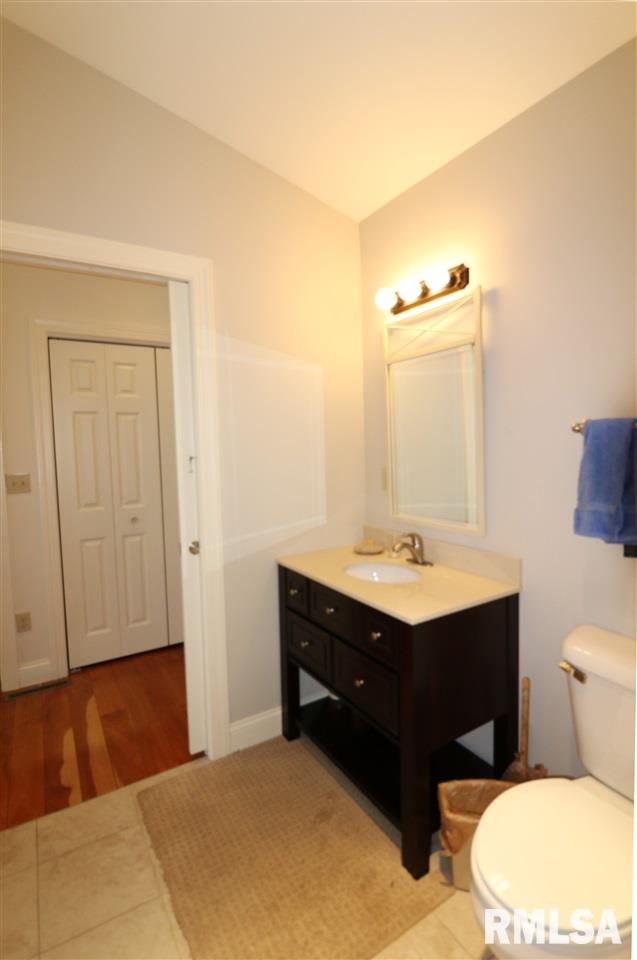 6005 North Kickapoo-Edwards Road Edwards, IL 61528 - Photo 16 of 36 Gallery Image 16