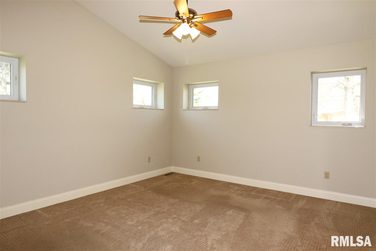 6005 North Kickapoo-Edwards Road Edwards, IL 61528 - Photo 18 of 36 Gallery Image 18