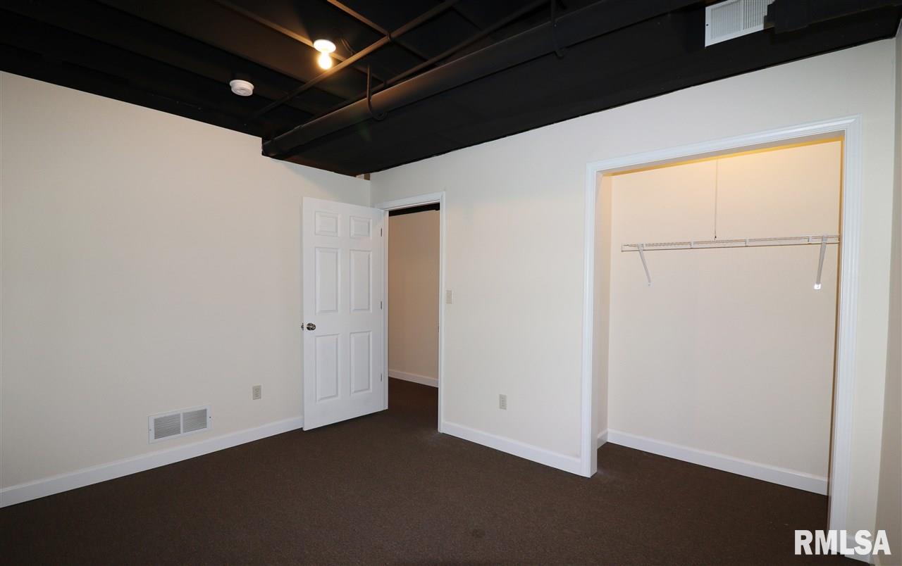 6005 North Kickapoo-Edwards Road Edwards, IL 61528 - Photo 30 of 36 Gallery Image 30