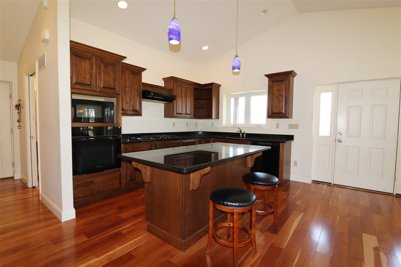6005 North Kickapoo-Edwards Road Edwards, IL 61528 - Photo 9 of 36 Gallery Image 9