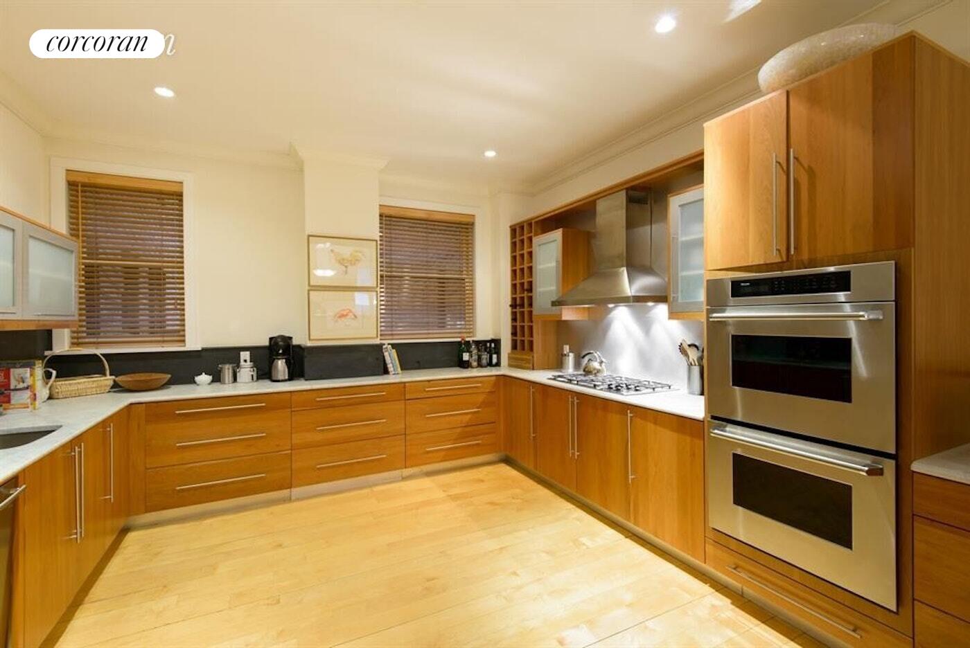 171 West 57th Street, Unit 2B Manhattan, NY 10019 - Photo 4 of 8