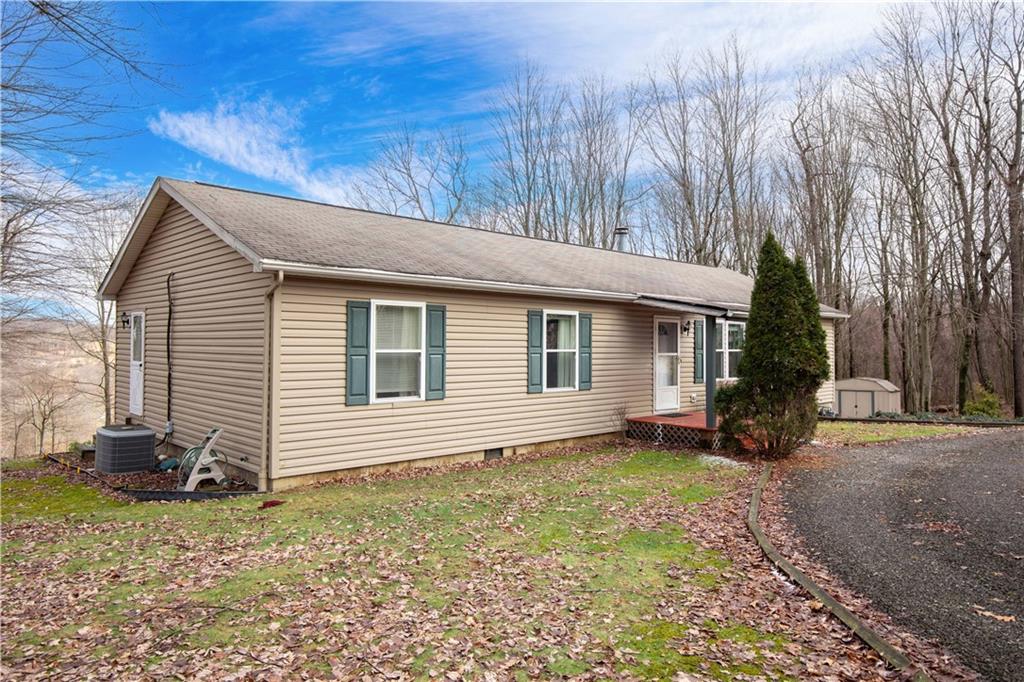 105 Rustic Woods Road Parker, PA 16049 - Photo 3 of 32 Gallery Image 3